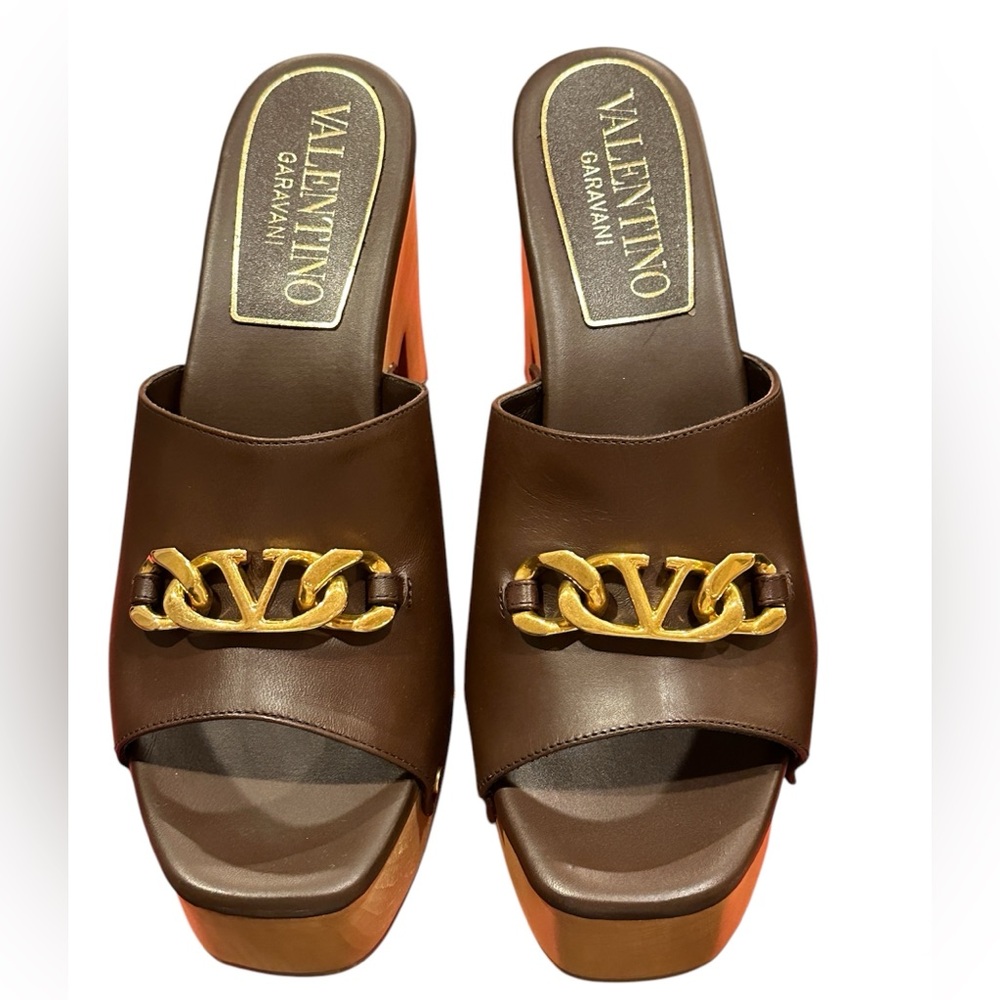 Valentino Garavani brown calf leather VLogo platform sandals mules . 38.5 NWB